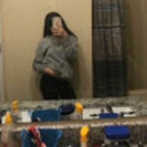 Meet your Posher, Daniela